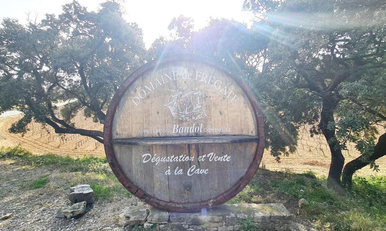 Hameau Des Amandiers Vue Mer - Piscine, Golf Et Tennis Prive Saint-Cyr-sur-Mer Kültér fotó
